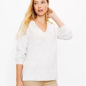 Loft Flecked Relaxed V-Neck Sweater - M - Light Blue Melange